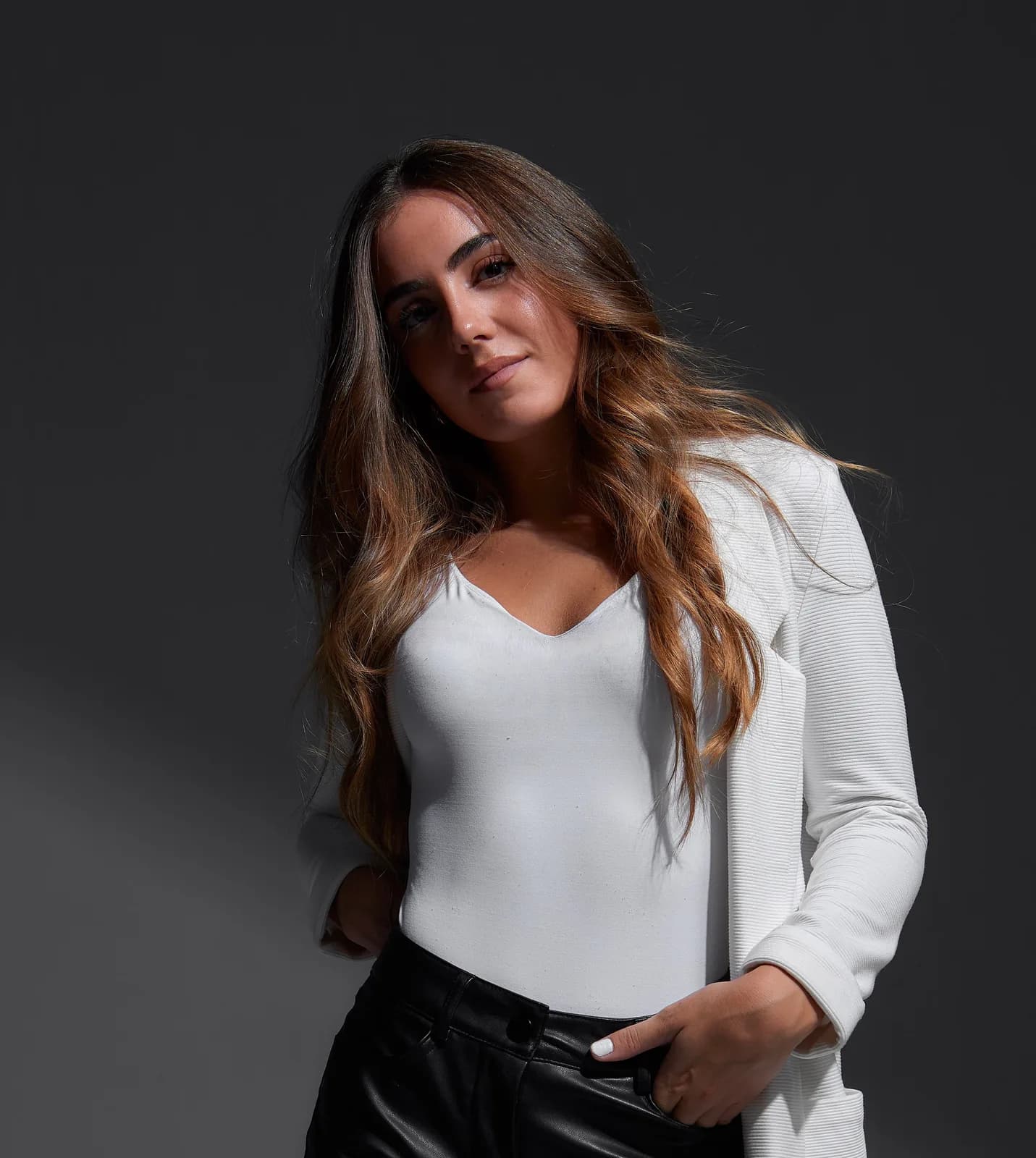 Retrato de Ainara de León